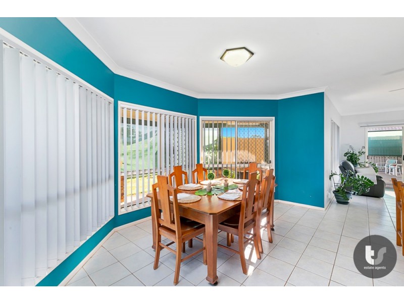 16 Daysland Street, Victoria Point QLD 4165