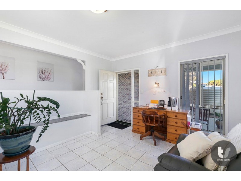 16 Daysland Street, Victoria Point QLD 4165