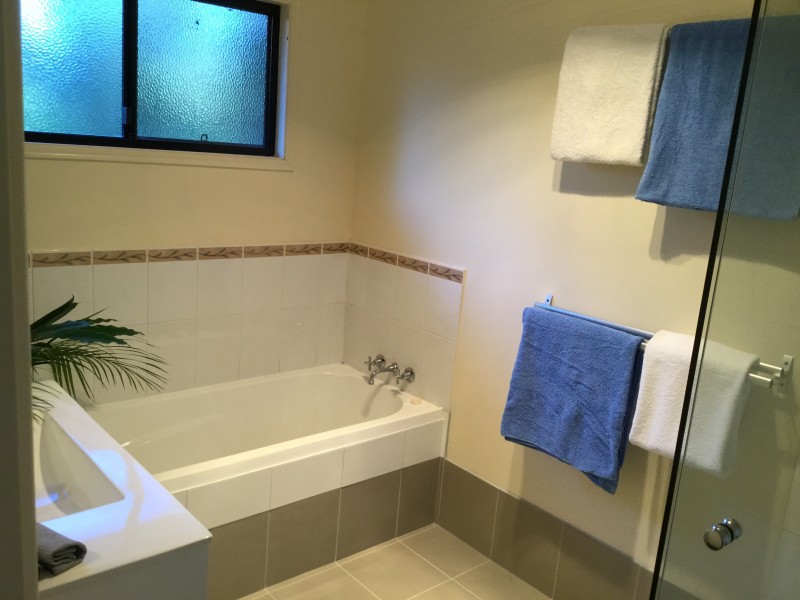 24 Welsby Street, Coochiemudlo Island QLD 4184