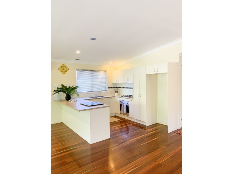 24 Welsby Street, Coochiemudlo Island QLD 4184