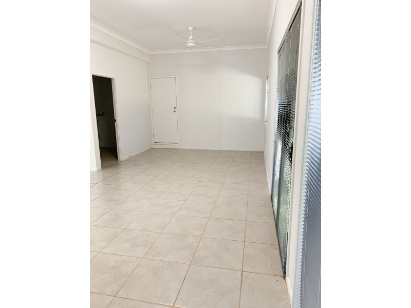 24 Welsby Street, Coochiemudlo Island QLD 4184