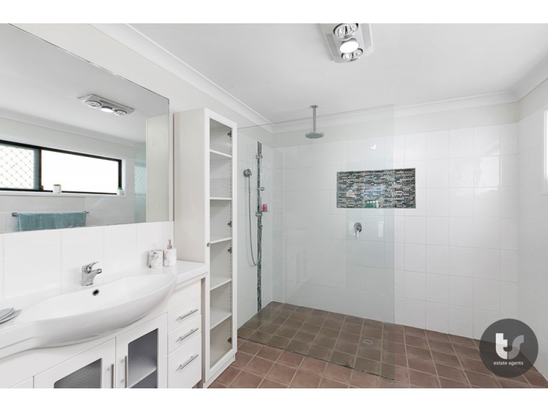 116 Burbank Road, Birkdale QLD 4159