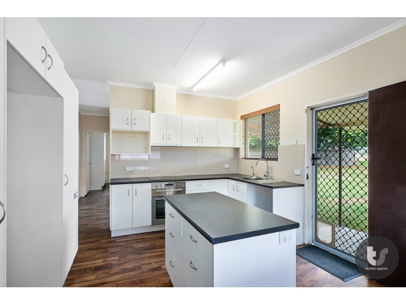 239 Redland Bay Road, Capalaba QLD 4157