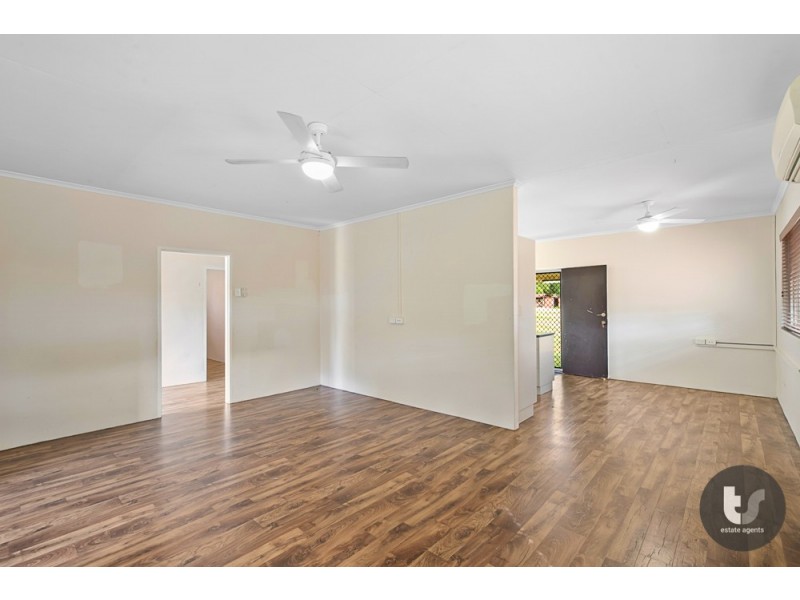 239 Redland Bay Road, Capalaba QLD 4157