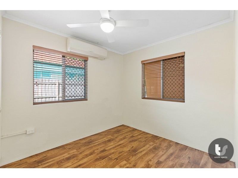 239 Redland Bay Road, Capalaba QLD 4157