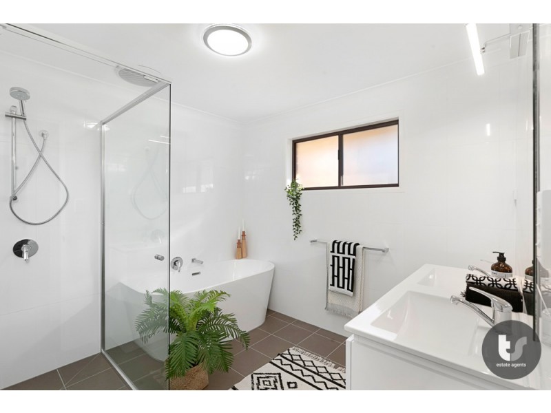 121 Allenby Road, Wellington Point QLD 4160