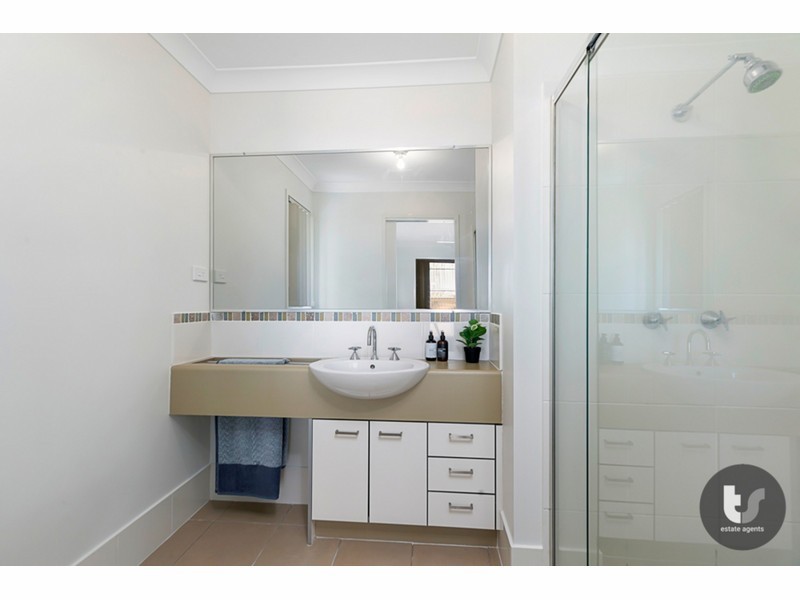 55 Pelorus Street, Redland Bay QLD 4165