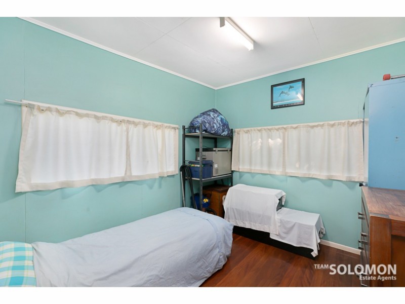 4 Aminya Street, Coochiemudlo Island QLD 4184