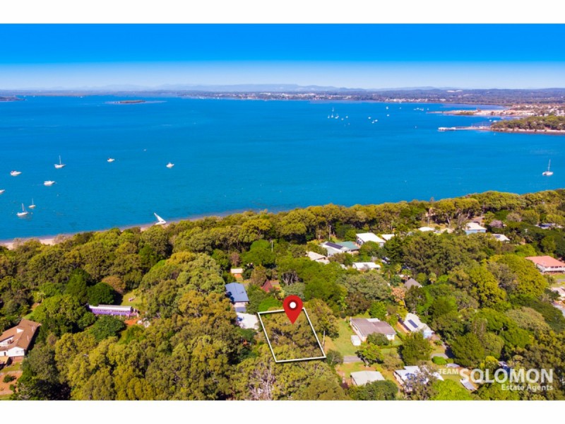4 Aminya Street, Coochiemudlo Island QLD 4184