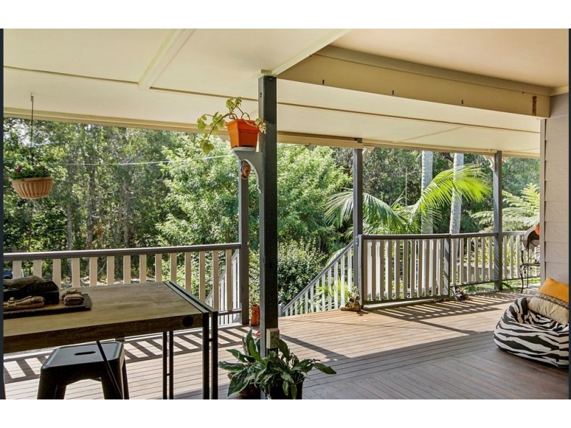 62 Elizabeth Street, Coochiemudlo Island QLD 4184