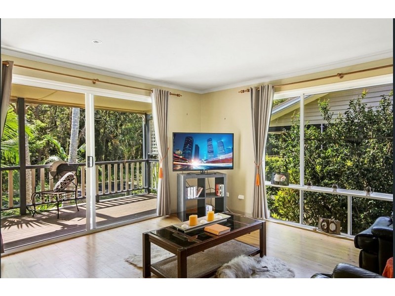 62 Elizabeth Street, Coochiemudlo Island QLD 4184