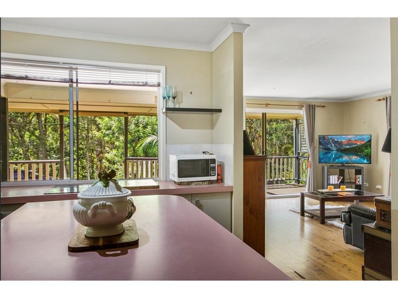 62 Elizabeth Street, Coochiemudlo Island QLD 4184