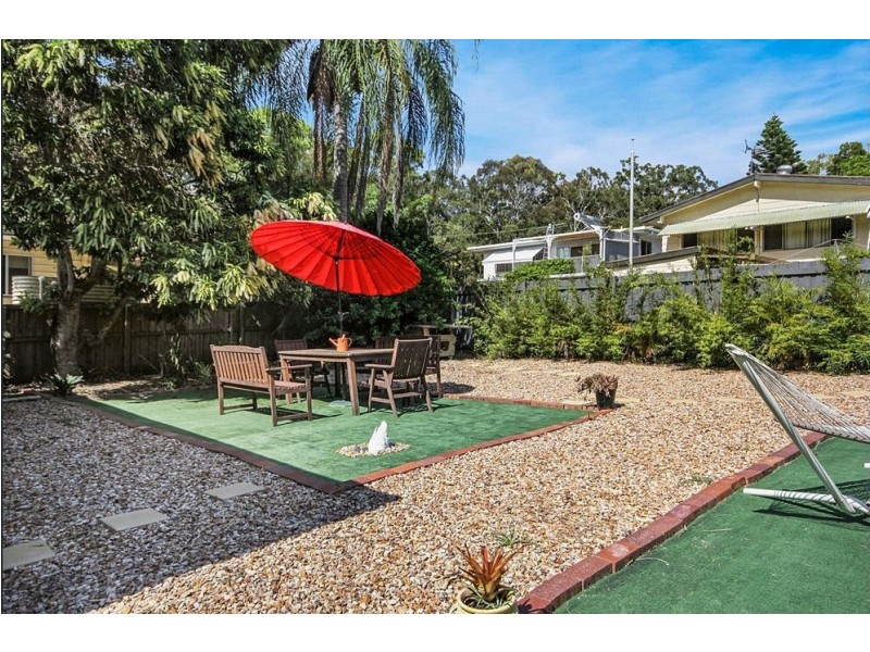 62 Elizabeth Street, Coochiemudlo Island QLD 4184