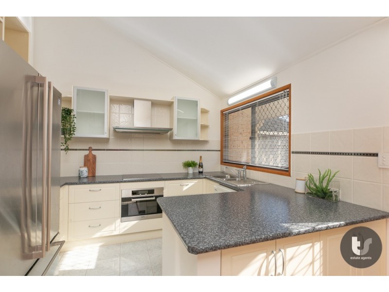 3/7 Thompson Street, Victoria Point QLD 4165