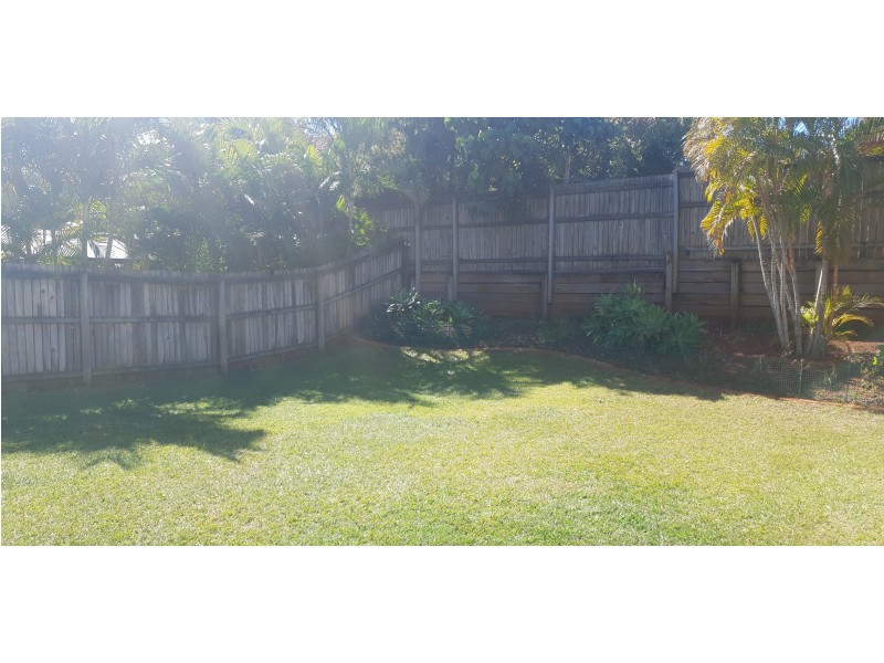 8 Westburn Court, Redland Bay QLD 4165