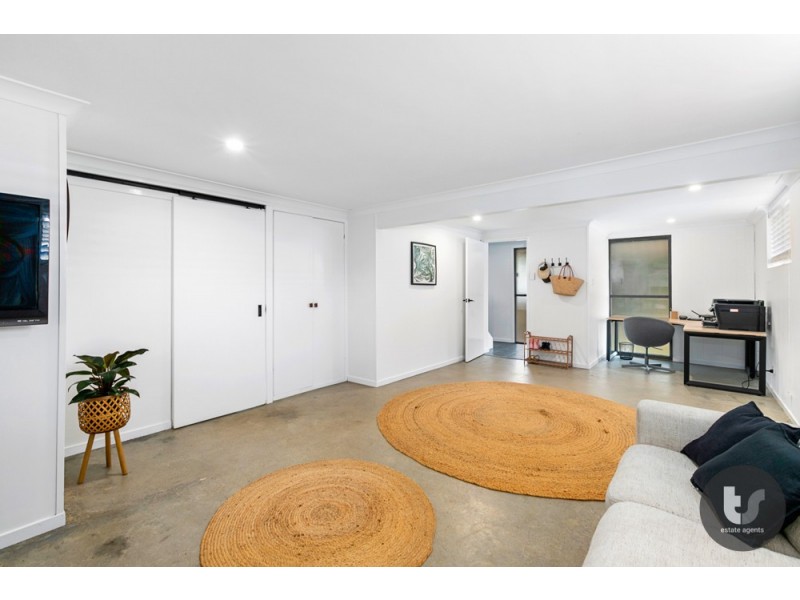 15 Roger Street, Birkdale QLD 4159