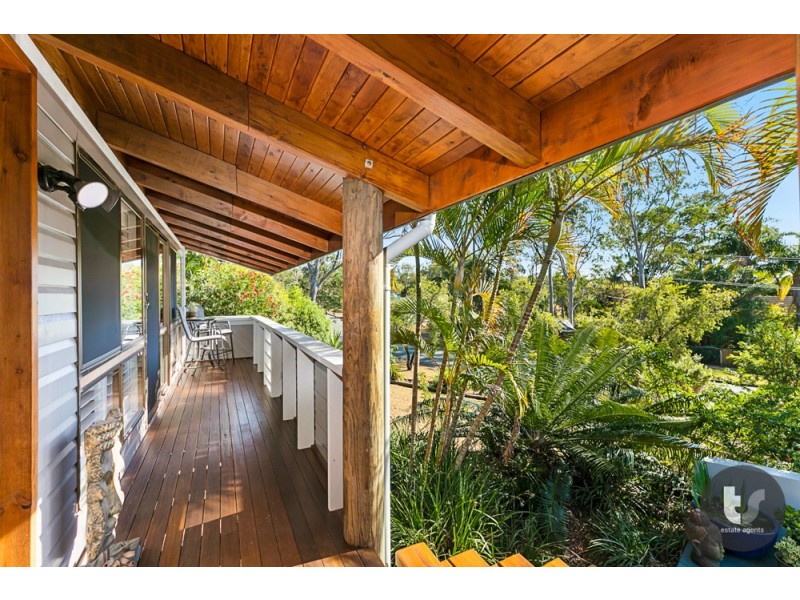 13 Watsonia Street, Redland Bay QLD 4165