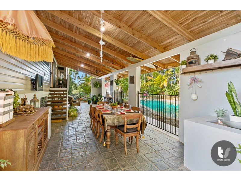 13 Watsonia Street, Redland Bay QLD 4165