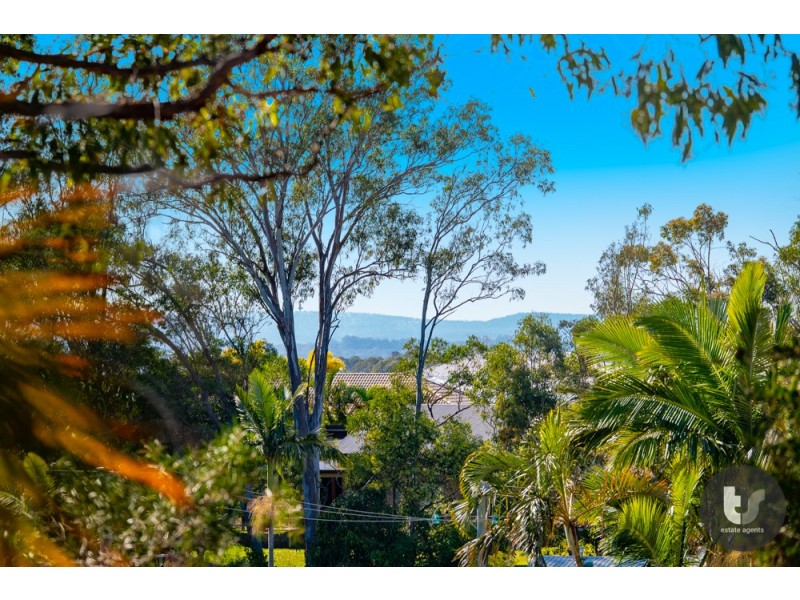 13 Watsonia Street, Redland Bay QLD 4165
