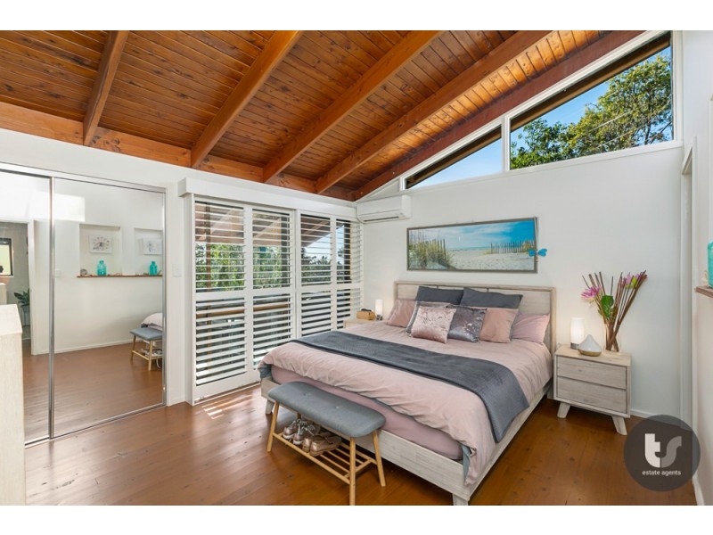 13 Watsonia Street, Redland Bay QLD 4165