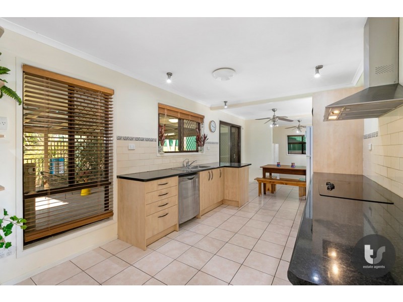 7 Jacaranda Road, Capalaba QLD 4157