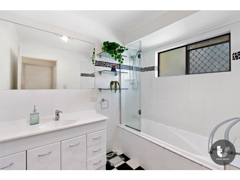 7 Jacaranda Road, Capalaba QLD 4157