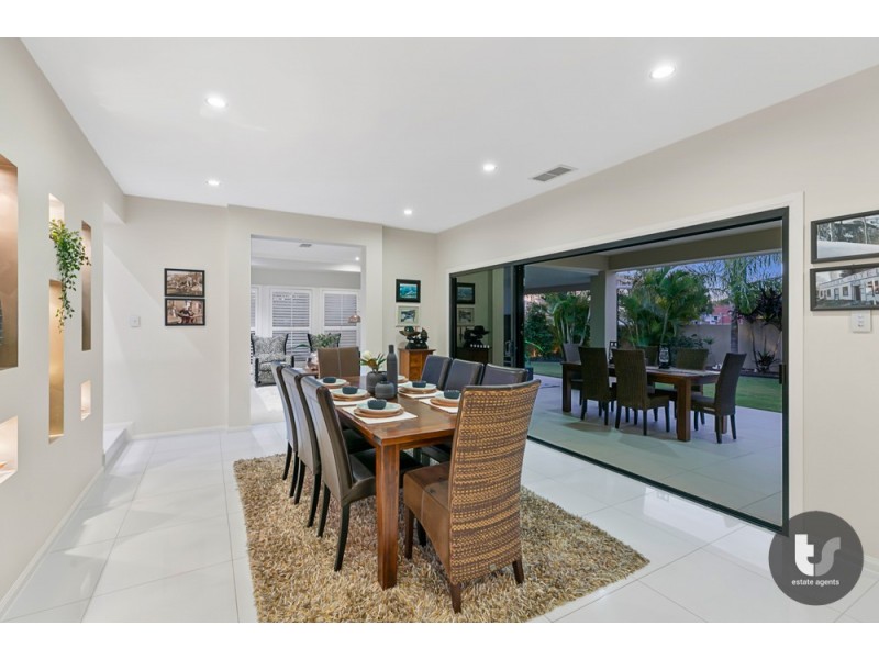 73 Beachcrest Road, Wellington Point QLD 4160
