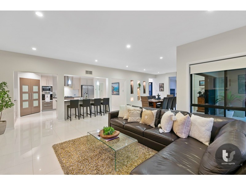 73 Beachcrest Road, Wellington Point QLD 4160