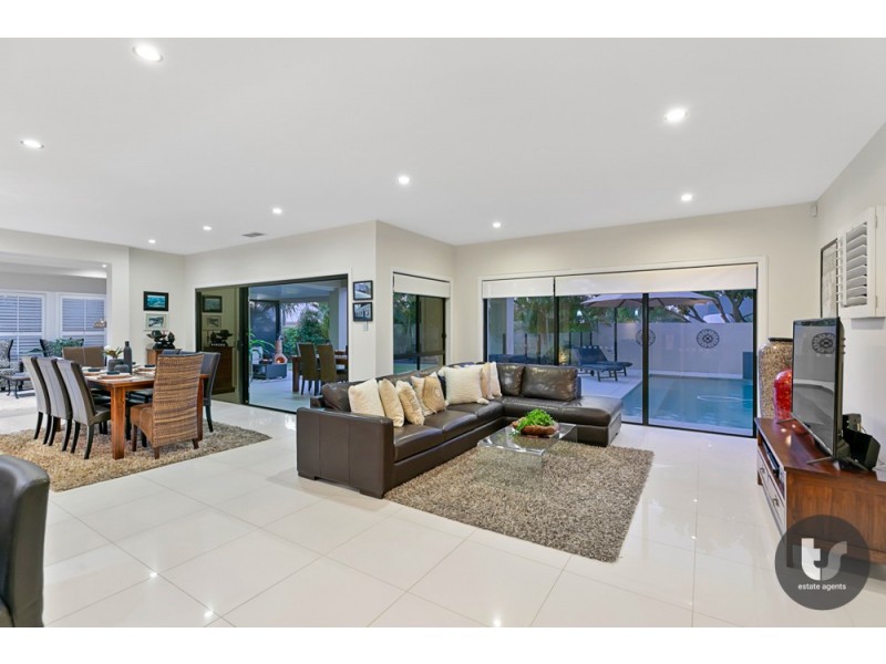 73 Beachcrest Road, Wellington Point QLD 4160