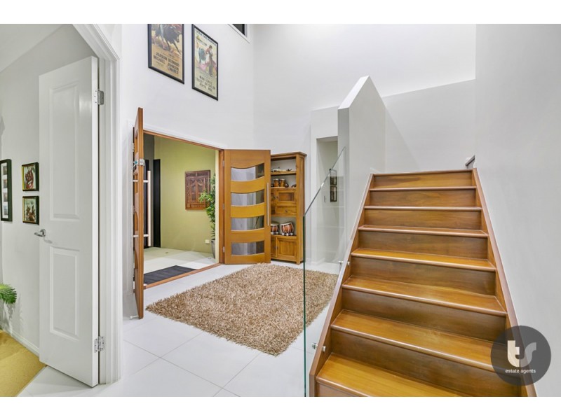 73 Beachcrest Road, Wellington Point QLD 4160