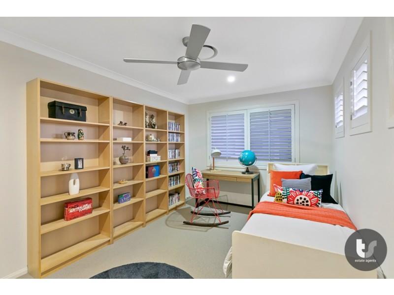 73 Beachcrest Road, Wellington Point QLD 4160