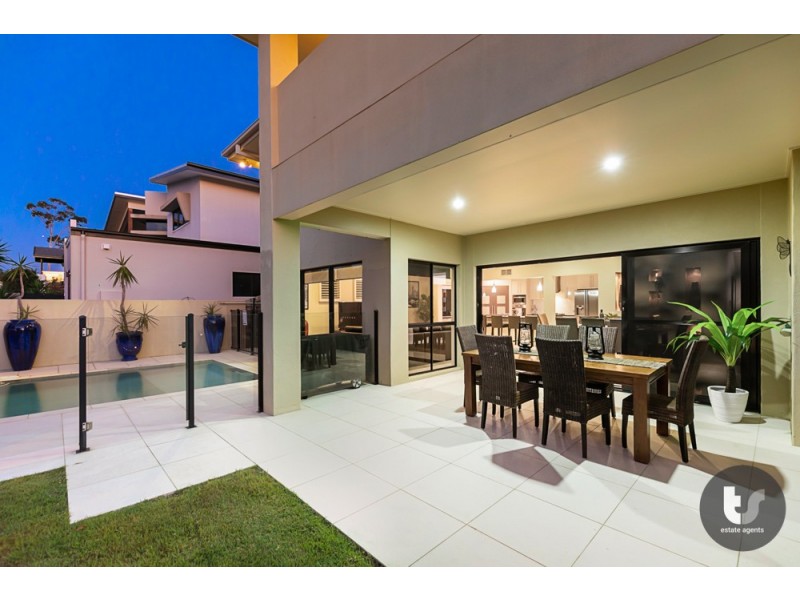 73 Beachcrest Road, Wellington Point QLD 4160