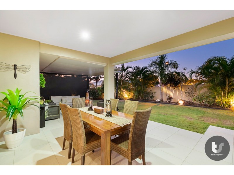 73 Beachcrest Road, Wellington Point QLD 4160