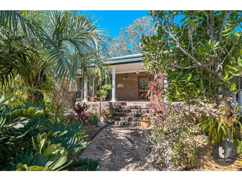 6 Kalmia Drive, Redland Bay QLD 4165