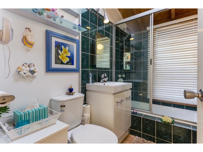 5 Mareela Street, Coochiemudlo Island QLD 4184