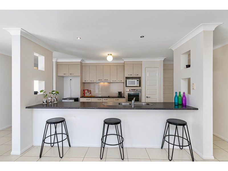 48 Hardy Road, Birkdale QLD 4159