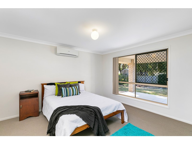 48 Hardy Road, Birkdale QLD 4159