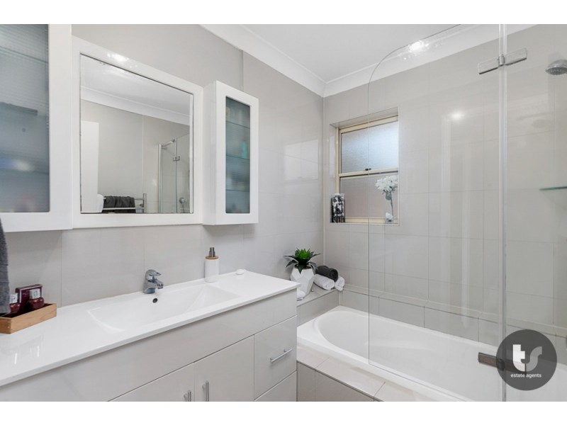 159b Cane Street, Redland Bay QLD 4165