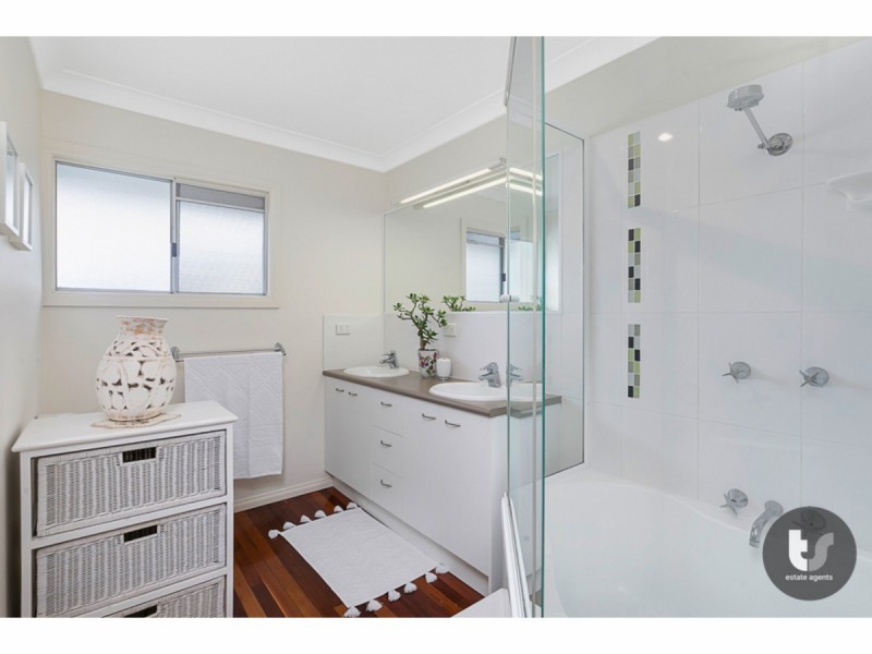 17 Beckwith Street, Ormiston QLD 4160
