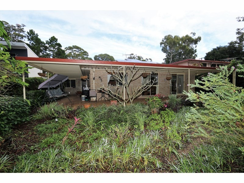 6 Shirley Street, Coochiemudlo Island QLD 4184