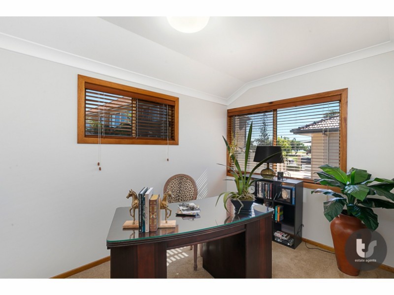 75 Masthead Drive, Raby Bay QLD 4163
