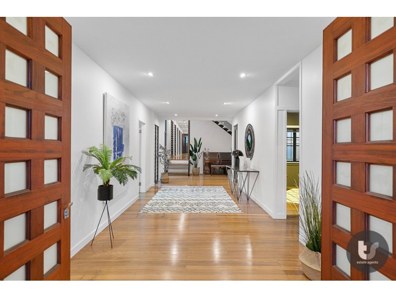 48 Zeehan Street, Wavell Heights QLD 4012