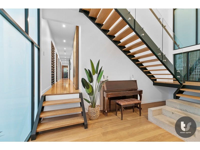 48 Zeehan Street, Wavell Heights QLD 4012