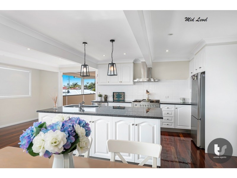 5 Price Avenue, Birkdale QLD 4159