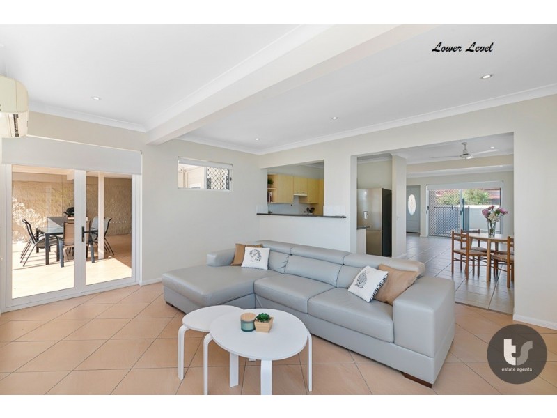 5 Price Avenue, Birkdale QLD 4159