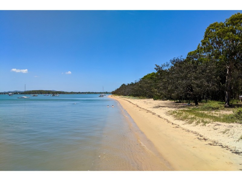 3 Welsby Street, Coochiemudlo Island QLD 4184