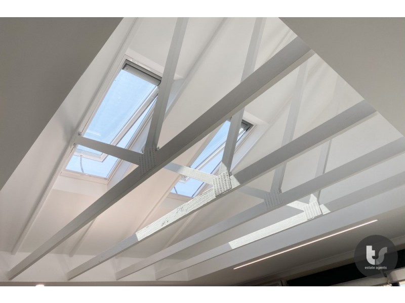 37 Cypress Street, Redland Bay QLD 4165