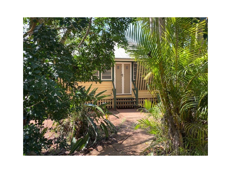17 Kingfisher Street, Coochiemudlo Island QLD 4184