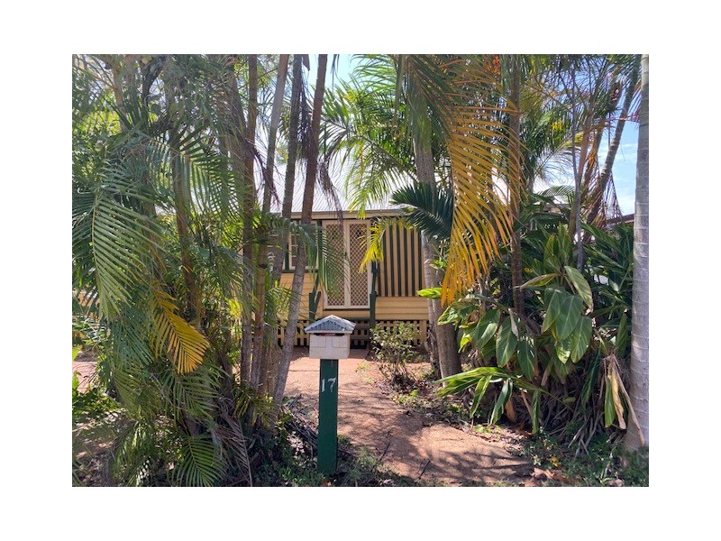 17 Kingfisher Street, Coochiemudlo Island QLD 4184