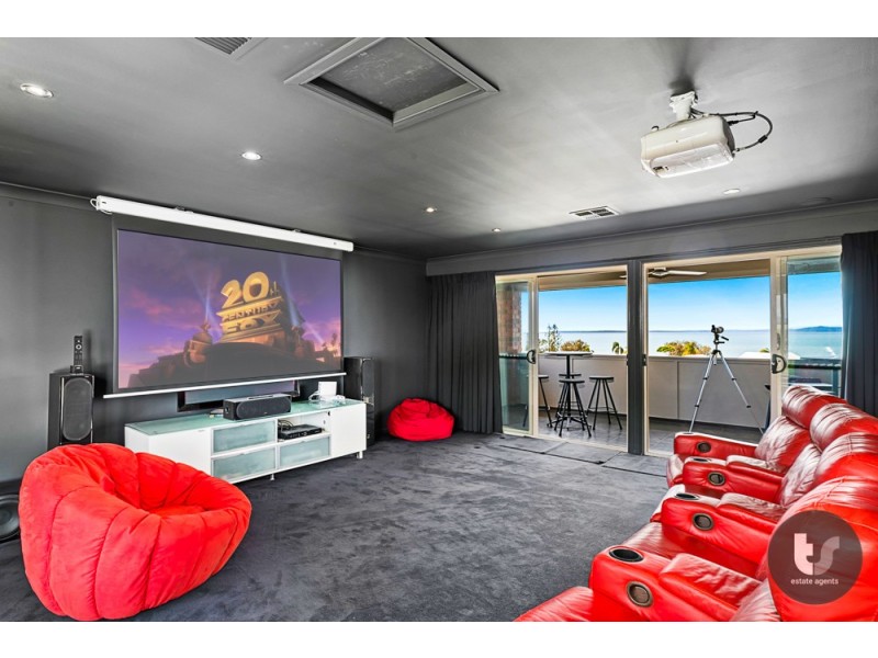 7 Finuge Court, Victoria Point QLD 4165
